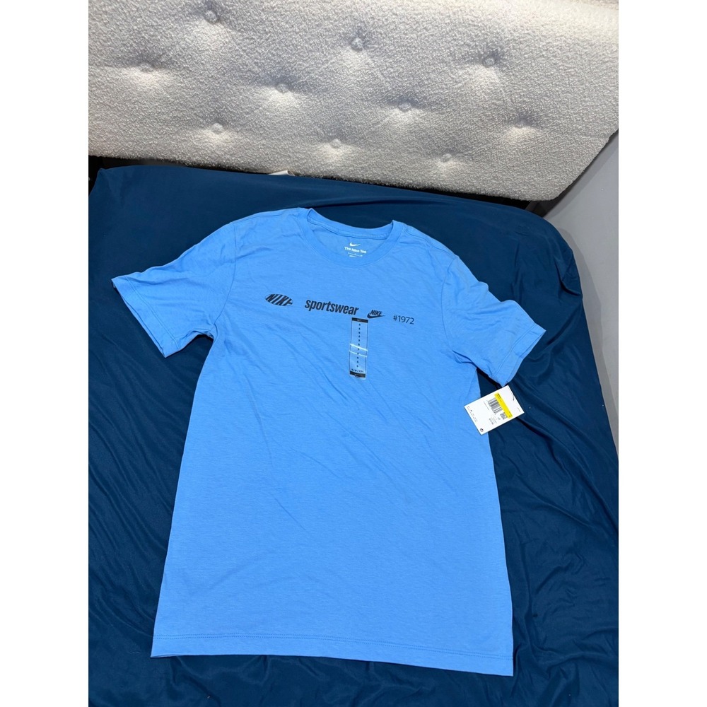 Nike Sportswear Graphic T-Shirt Blue #1972 Swoosh AR5004-427 Mens Small NWT